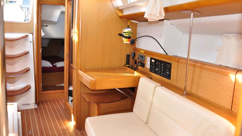 Jeanneau Sun Odyssey 42 i | Coral Sea