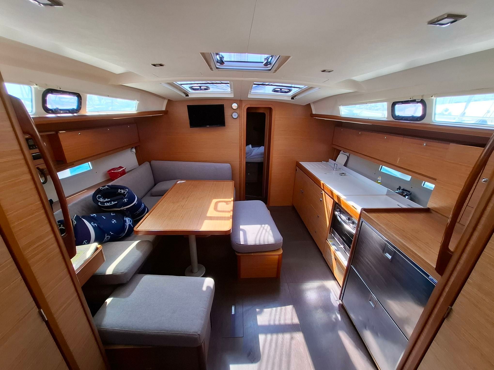 Dufour 460 GL | Lynx