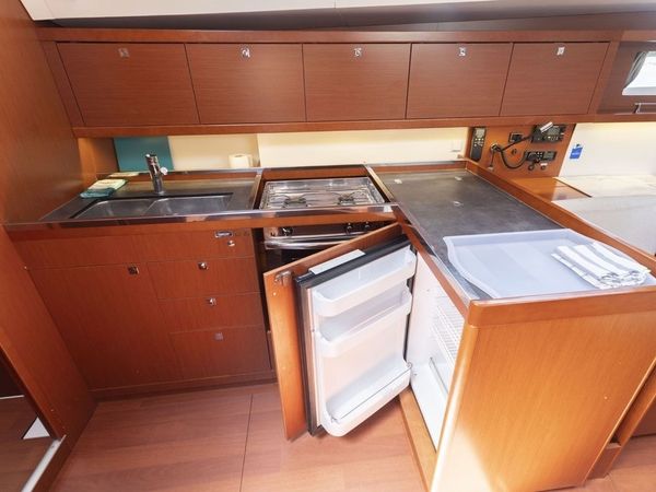 Beneteau Oceanis 45 | Avalon