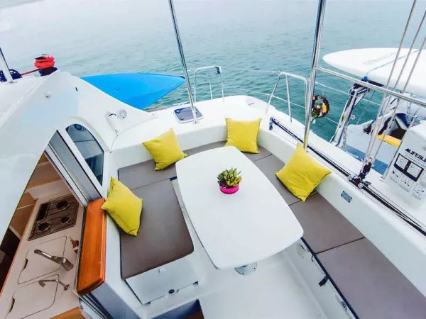 Lagoon 380 S2 | Janise