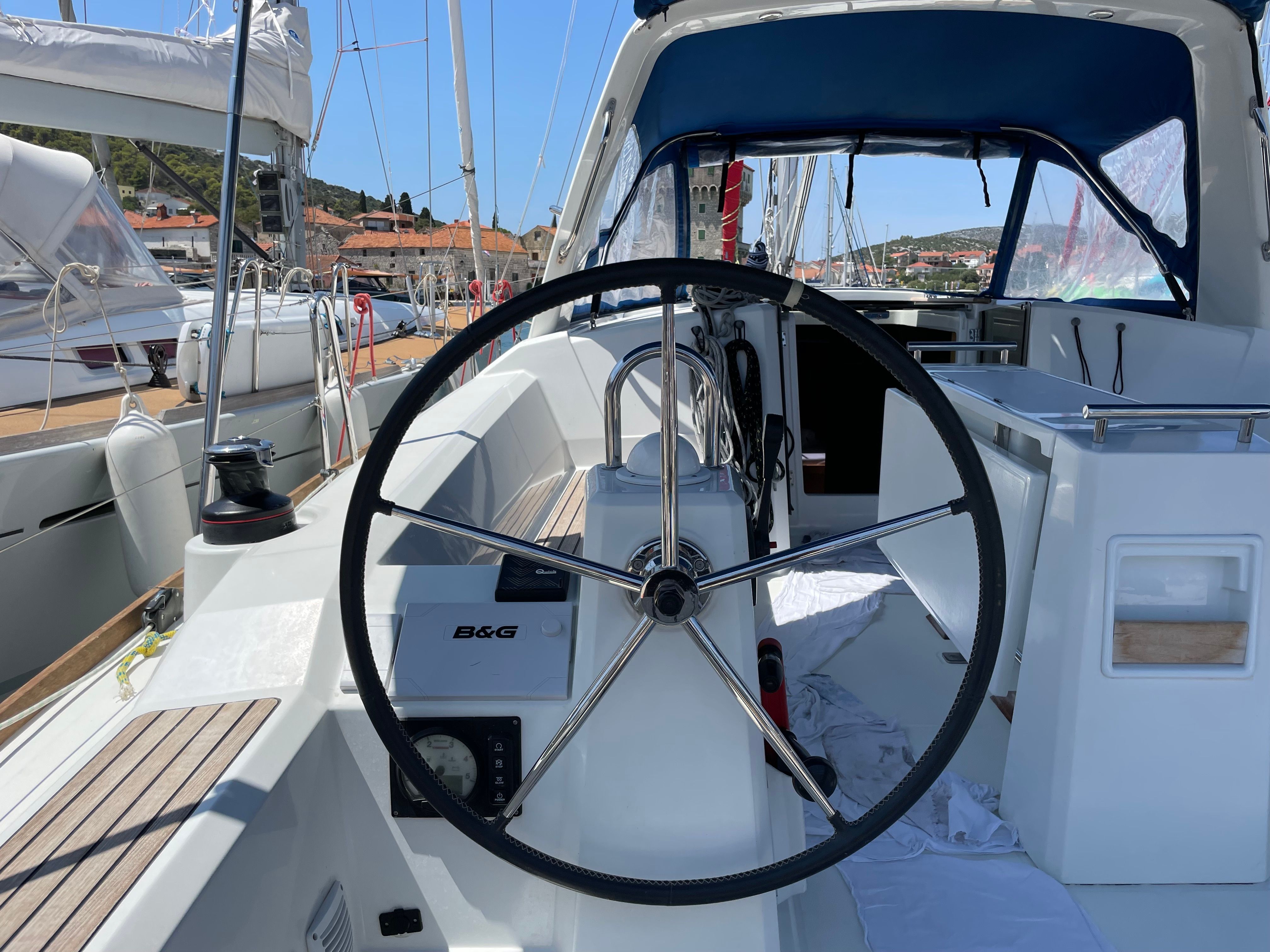 Jeanneau Sun Odyssey 389 | Sunsail 19