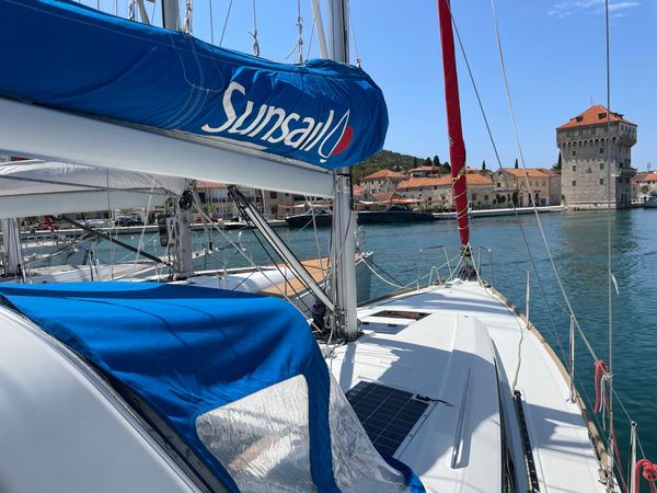 Jeanneau Sun Odyssey 389 | Sunsail 19