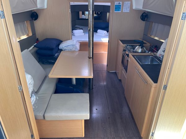 Jeanneau Sun Odyssey 389 | Sunsail 19