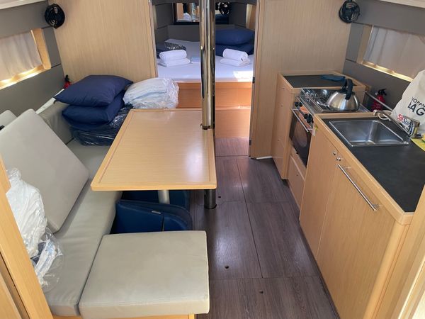 Jeanneau Sun Odyssey 389 | Sunsail 19