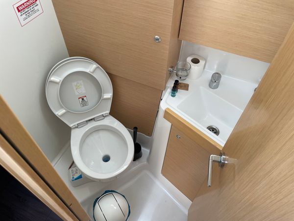 Jeanneau Sun Odyssey 389 | Sunsail 19