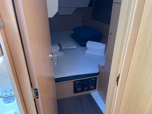 Jeanneau Sun Odyssey 389 | Sunsail 19