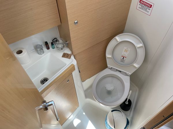 Jeanneau Sun Odyssey 389 | Sunsail 19