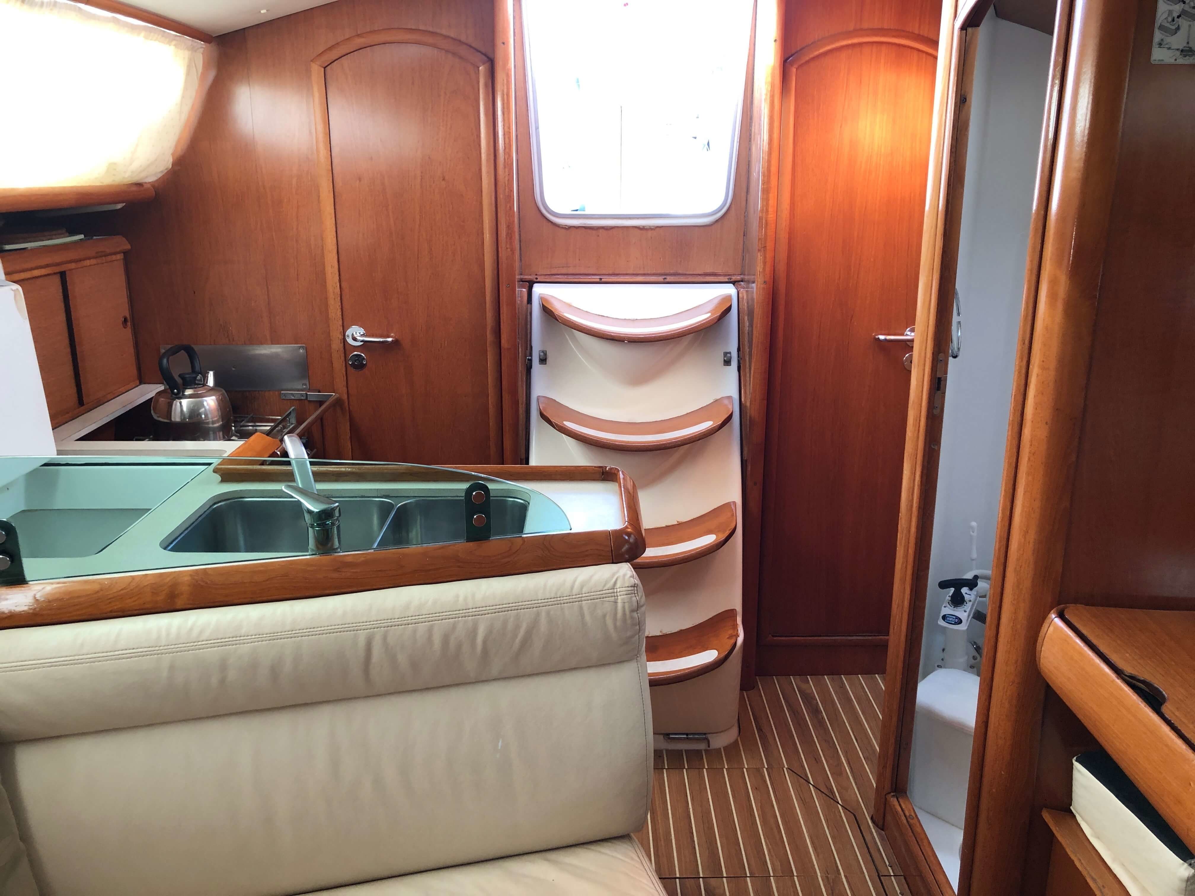 Jeanneau Sun Odyssey 35 | Natassa10