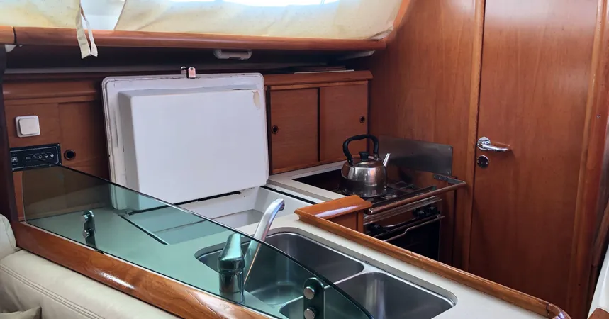 Jeanneau Sun Odyssey 35 | Natassa17