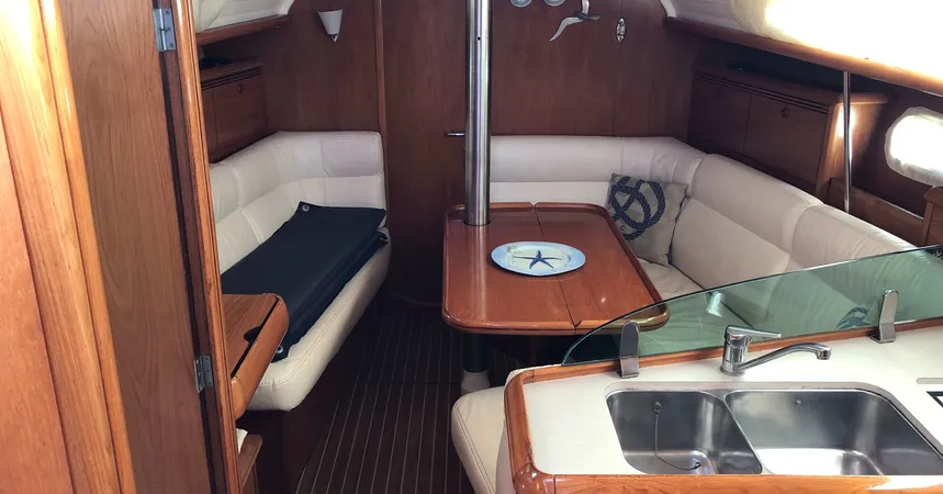 Jeanneau Sun Odyssey 35 | Natassa14