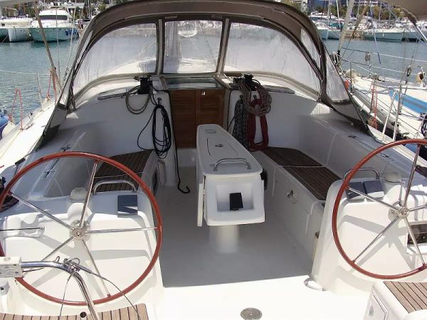 Beneteau Cyclades 43.4 | Too Lucky