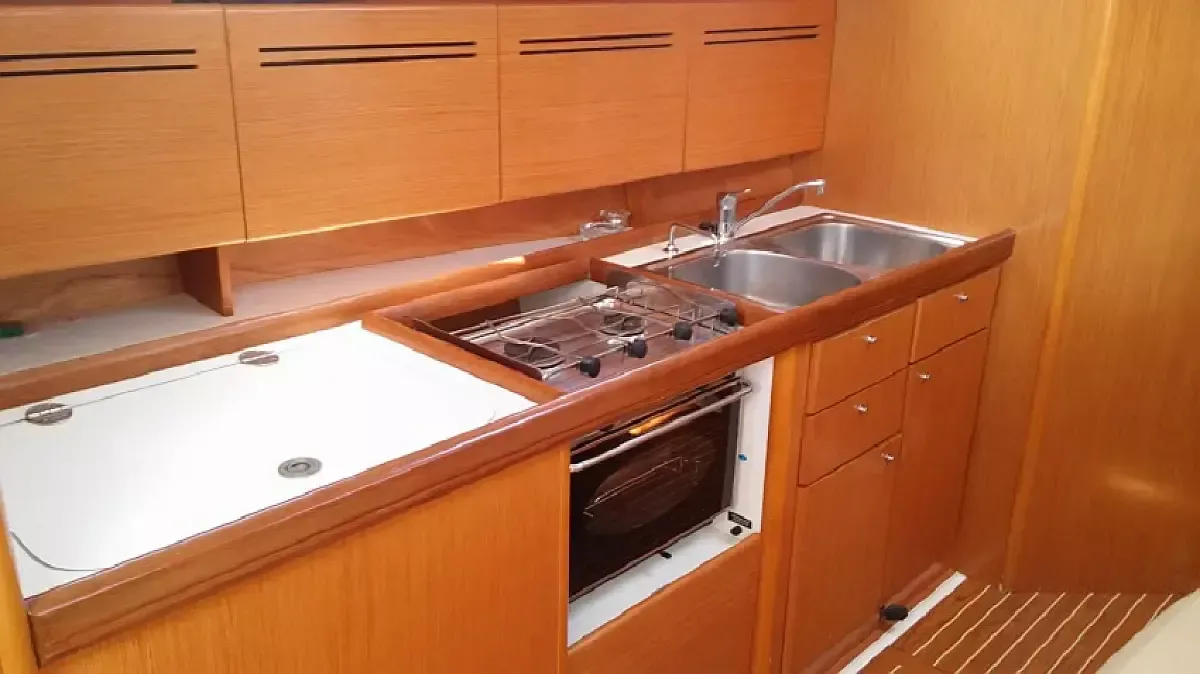Beneteau Cyclades 43.4 | Too Lucky