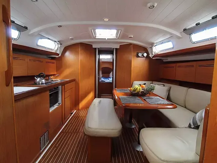 Beneteau Cyclades 43.4 | Too Lucky