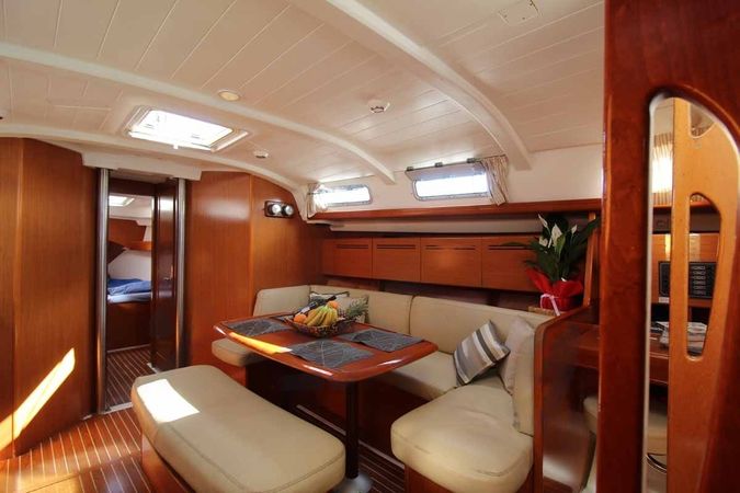 Beneteau Cyclades 43.4 | Too Lucky