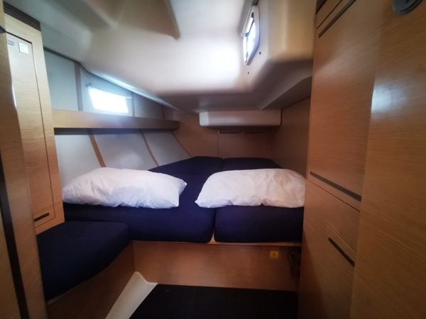 Elan 444 | Okea Iris