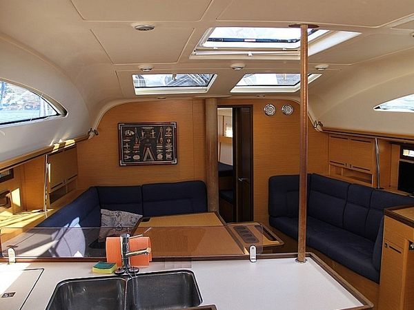 Elan 444 | Okea Iris