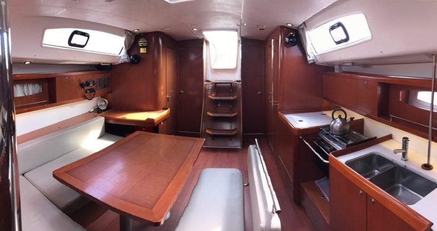 Beneteau Oceanis 43 | Serenity