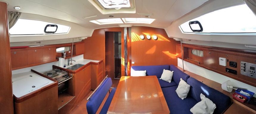 Beneteau Oceanis 43 | Whisper