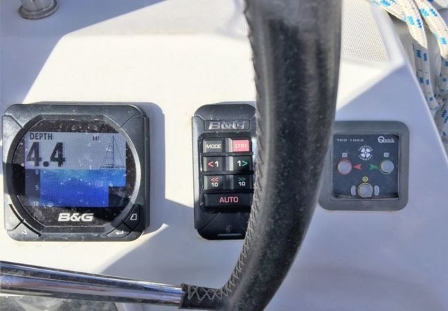 Beneteau Oceanis 43 | Whisper