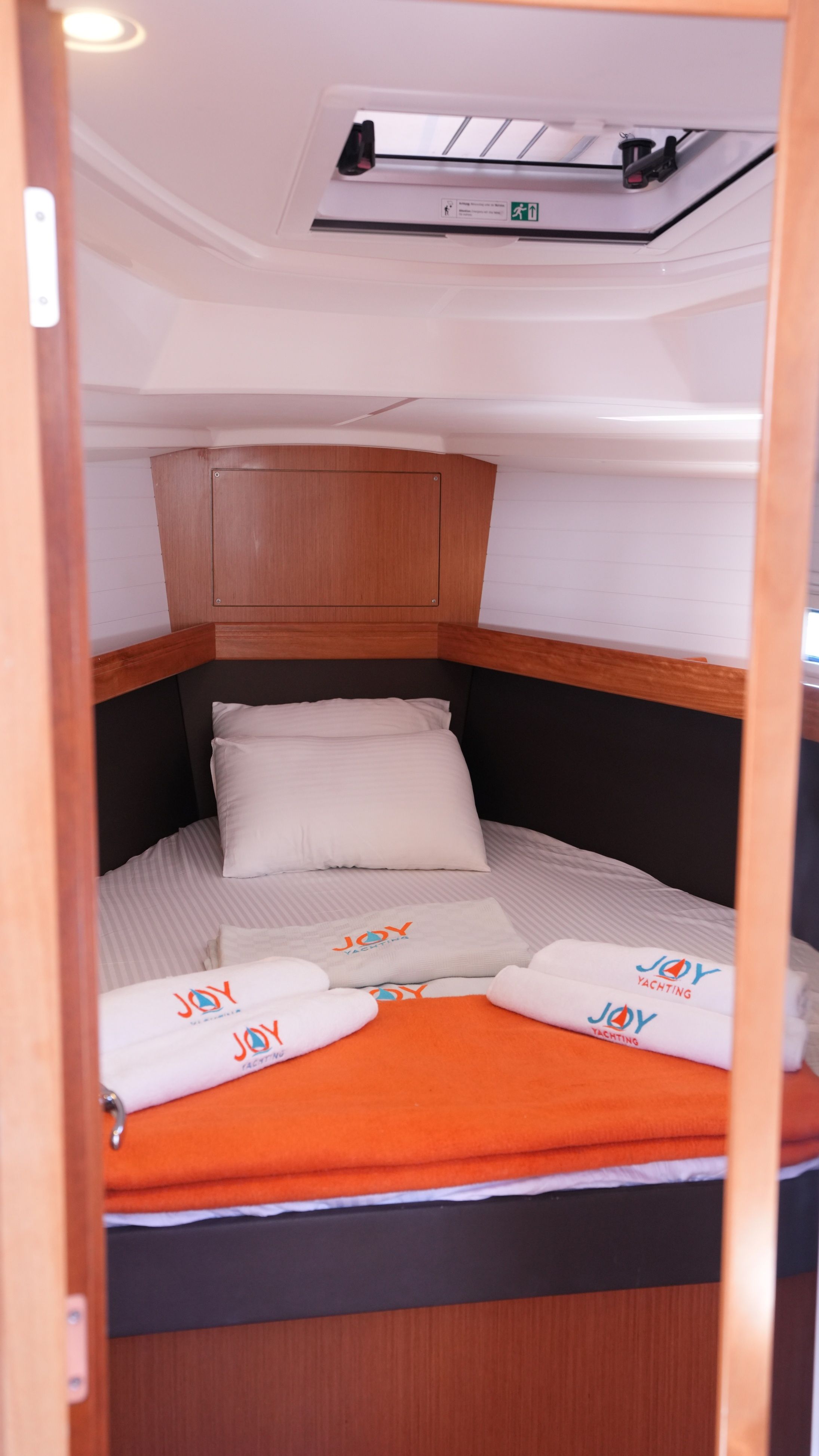 Bavaria Cruiser 37 | Roger Rabbit