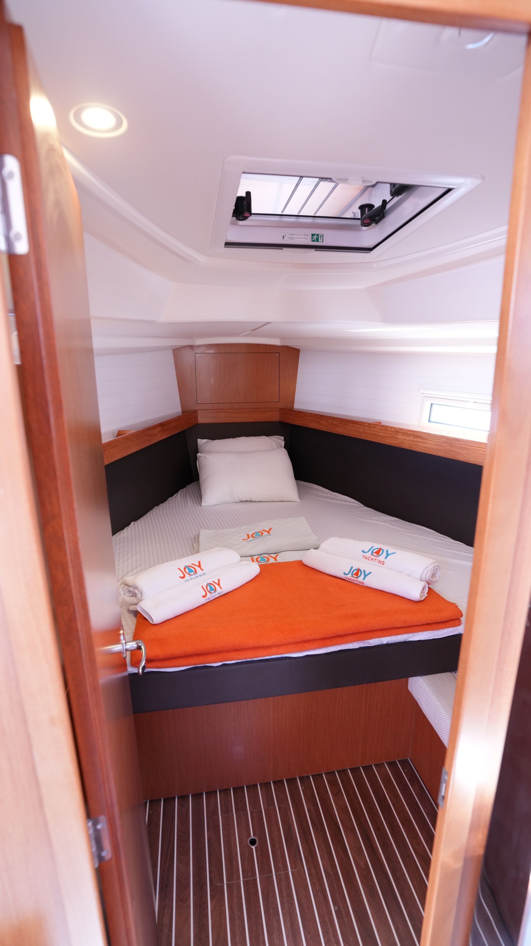 Bavaria Cruiser 37 | Roger Rabbit