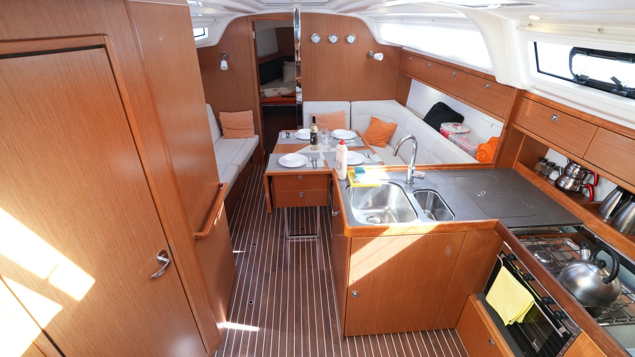 Bavaria Cruiser 37 | Roger Rabbit