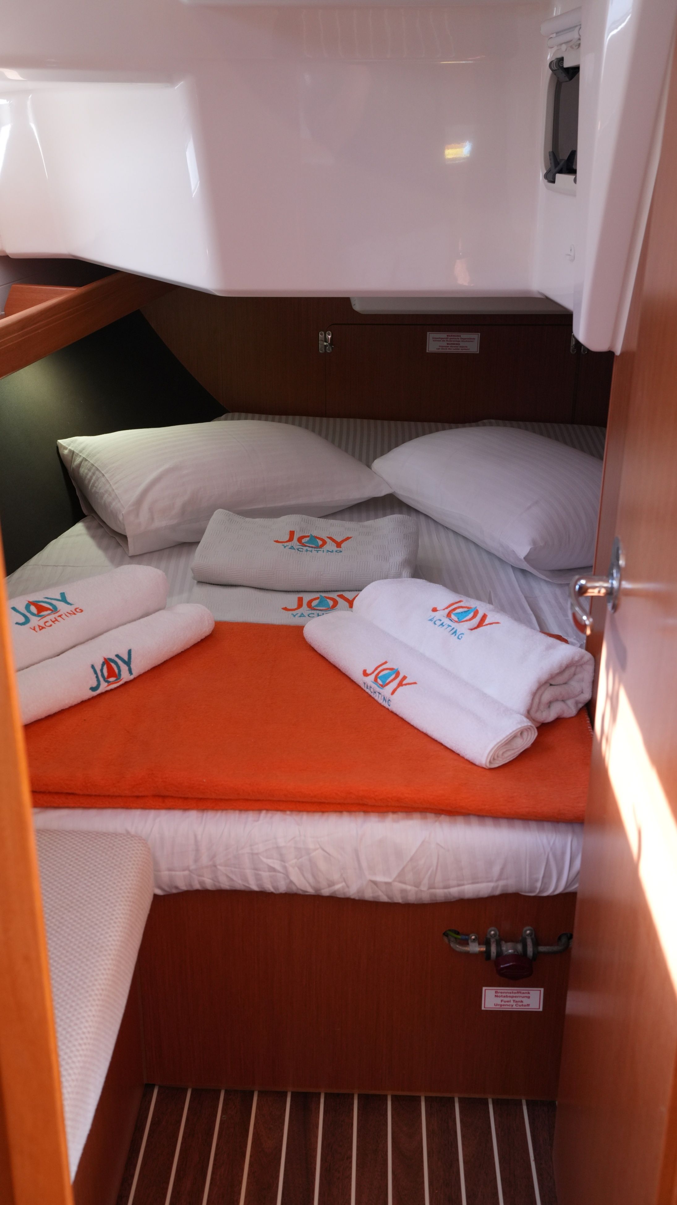 Bavaria Cruiser 37 | Roger Rabbit