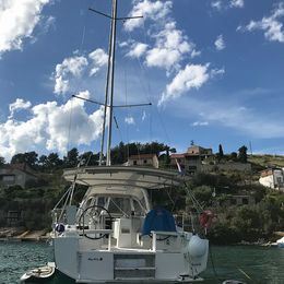 Beneteau Oceanis 38.1 | Baby Dory