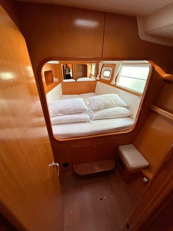 Lagoon 440 | Manatee