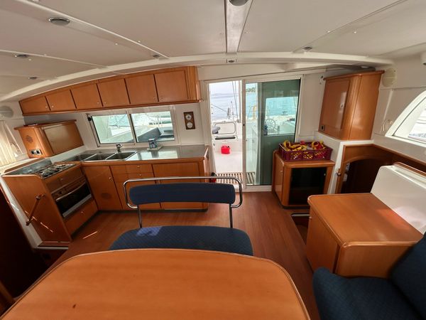 Lagoon 440 | Manatee