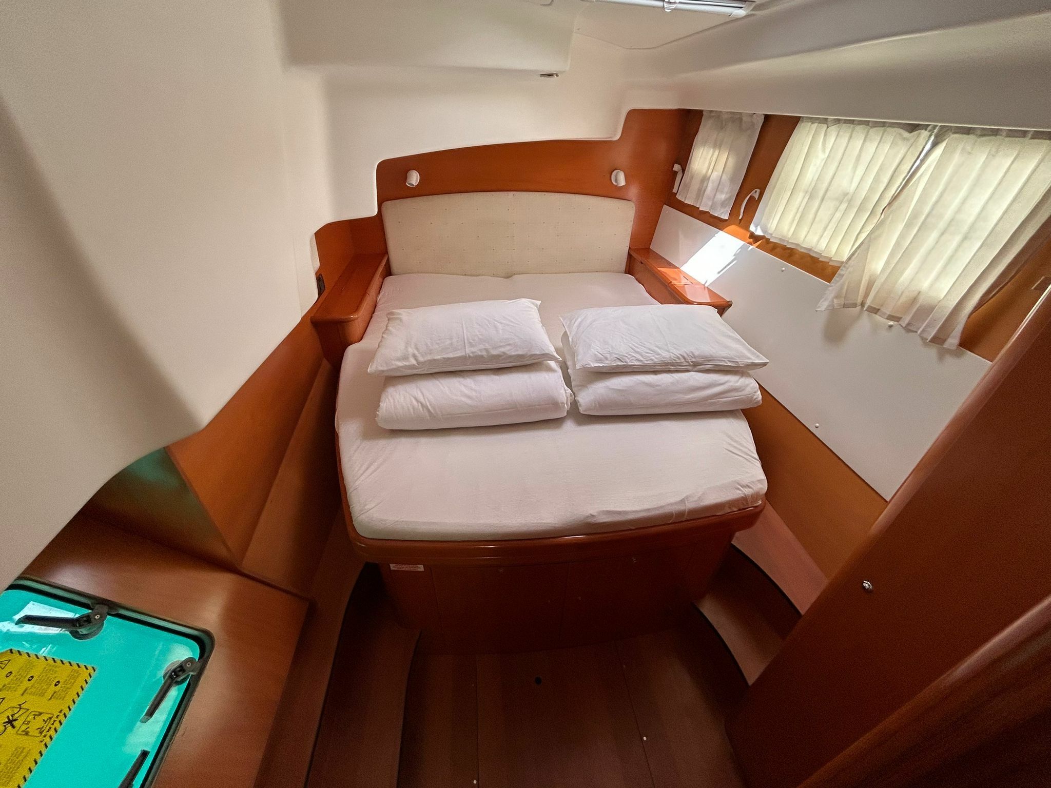 Lagoon 440 | Manatee