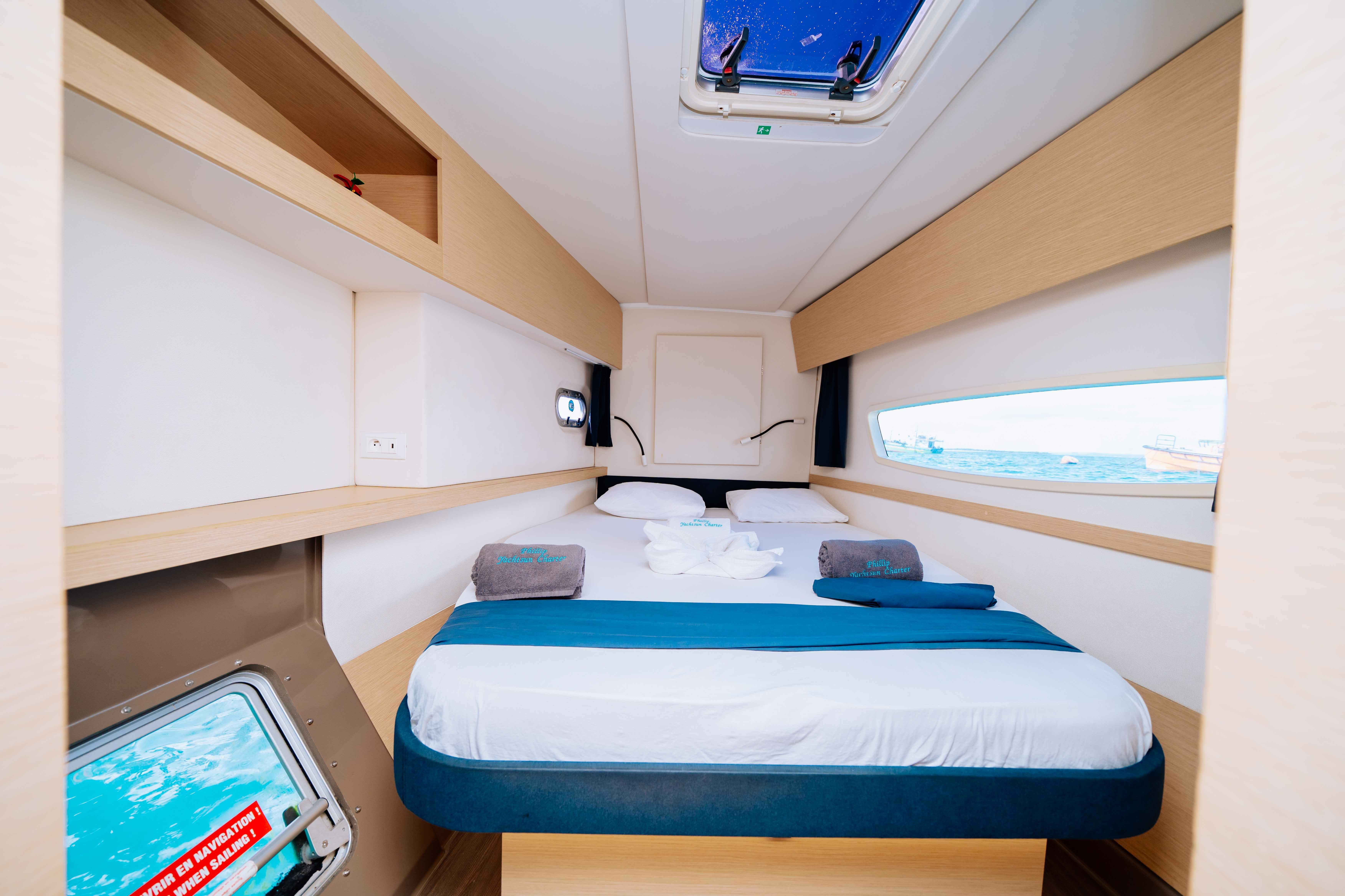 Fountaine Pajot Helia 44 | Knyps