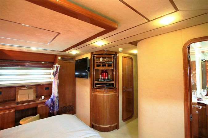 Ferretti 80 | Kentavros 2