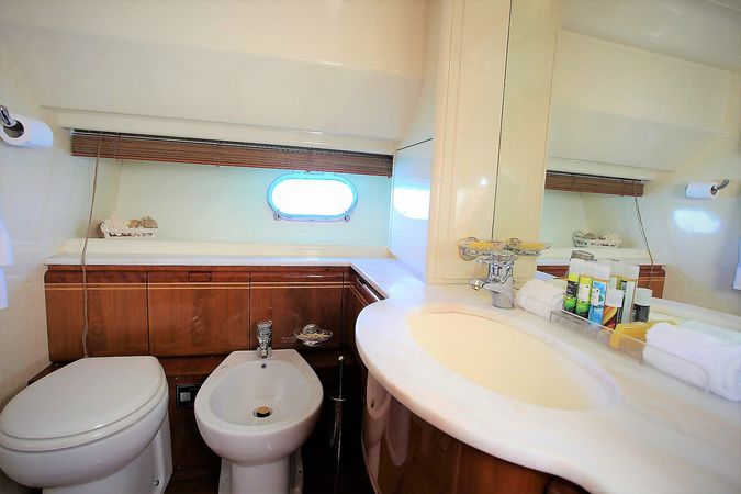 Ferretti 80 | Kentavros 2