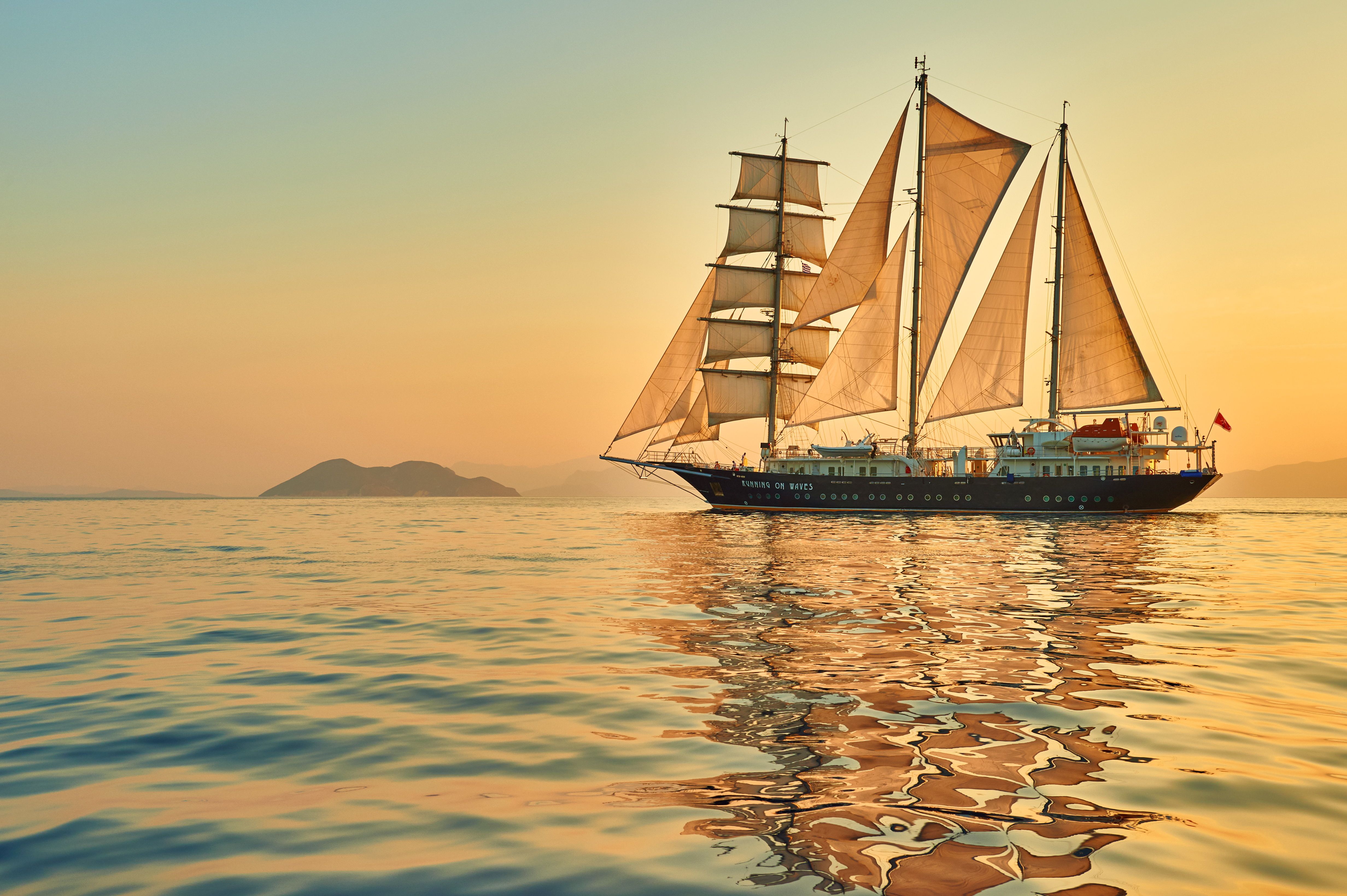 Custom Built 64M | Running on waves