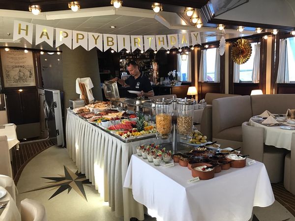 Custom Built 64M | Running on waves