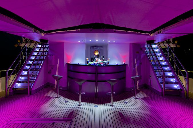 Custom Built 64M | Running on waves