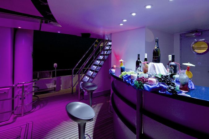 Custom Built 64M | Running on waves