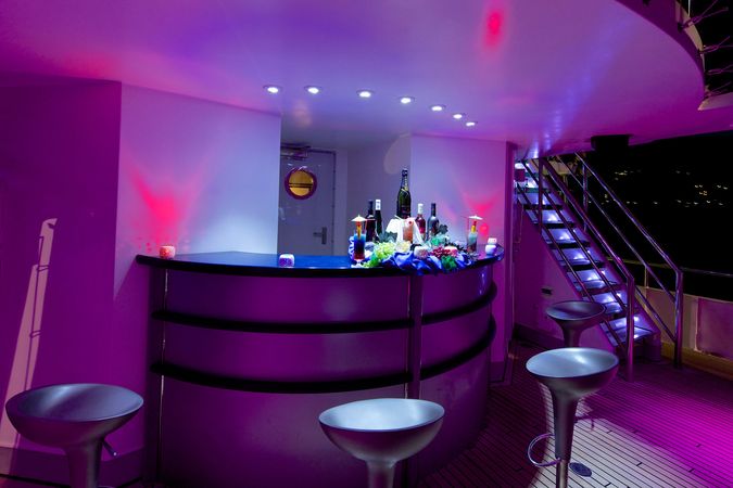 Custom Built 64M | Running on waves