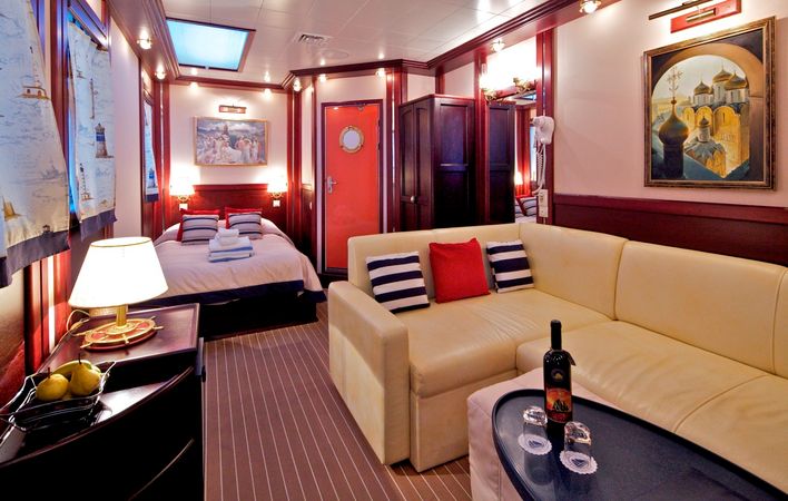 Custom Built 64M | Running on waves