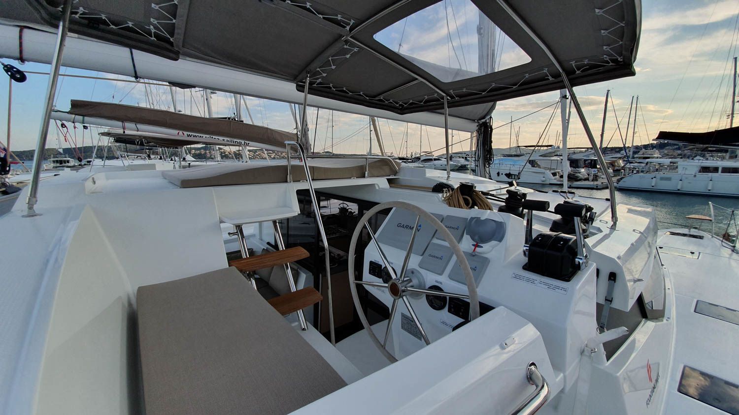 Fountaine Pajot Astrea 42 | Ocean Runner
