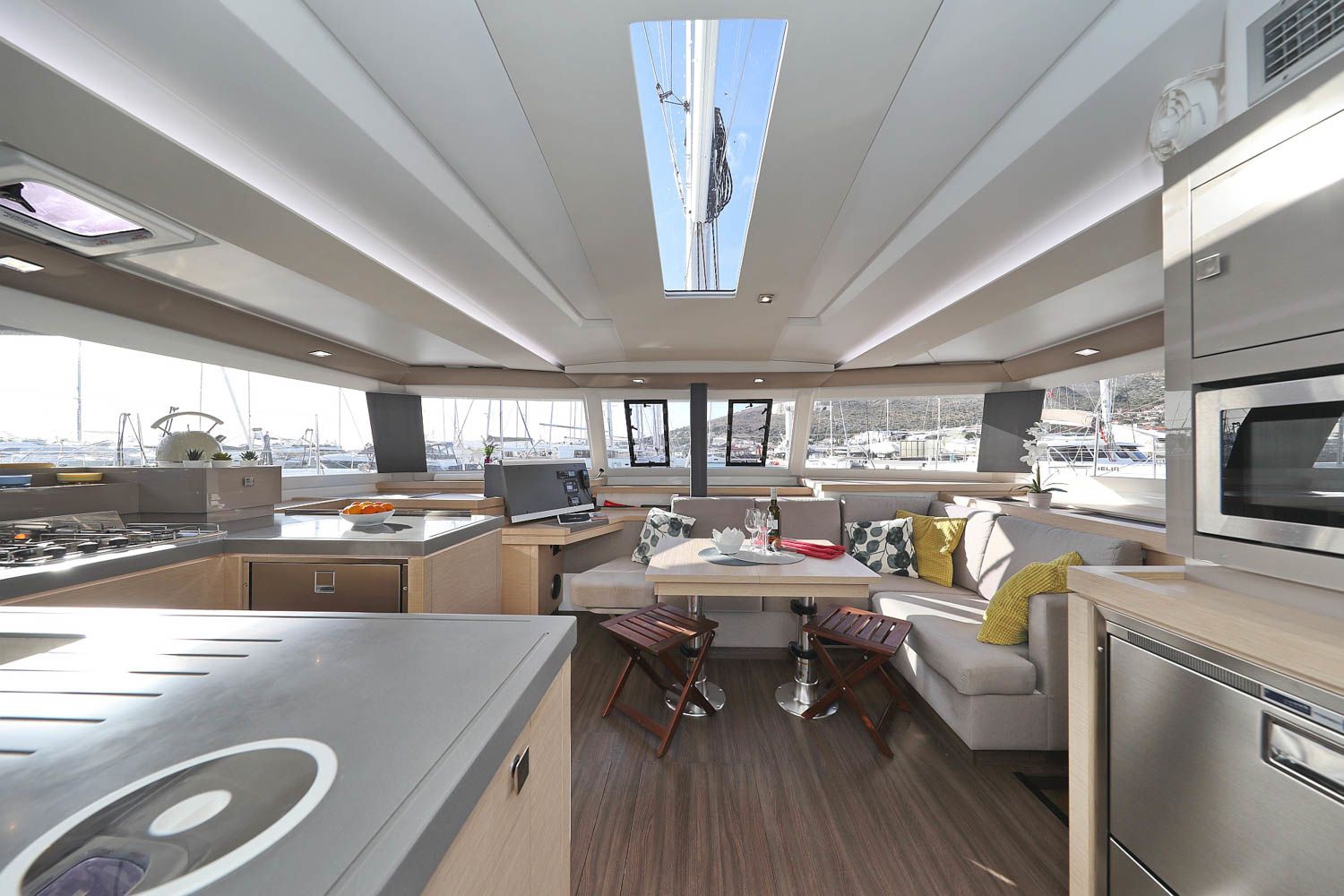 Fountaine Pajot Astrea 42 | Ocean Runner