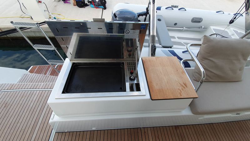 Fountaine Pajot Astrea 42 | Ocean Runner