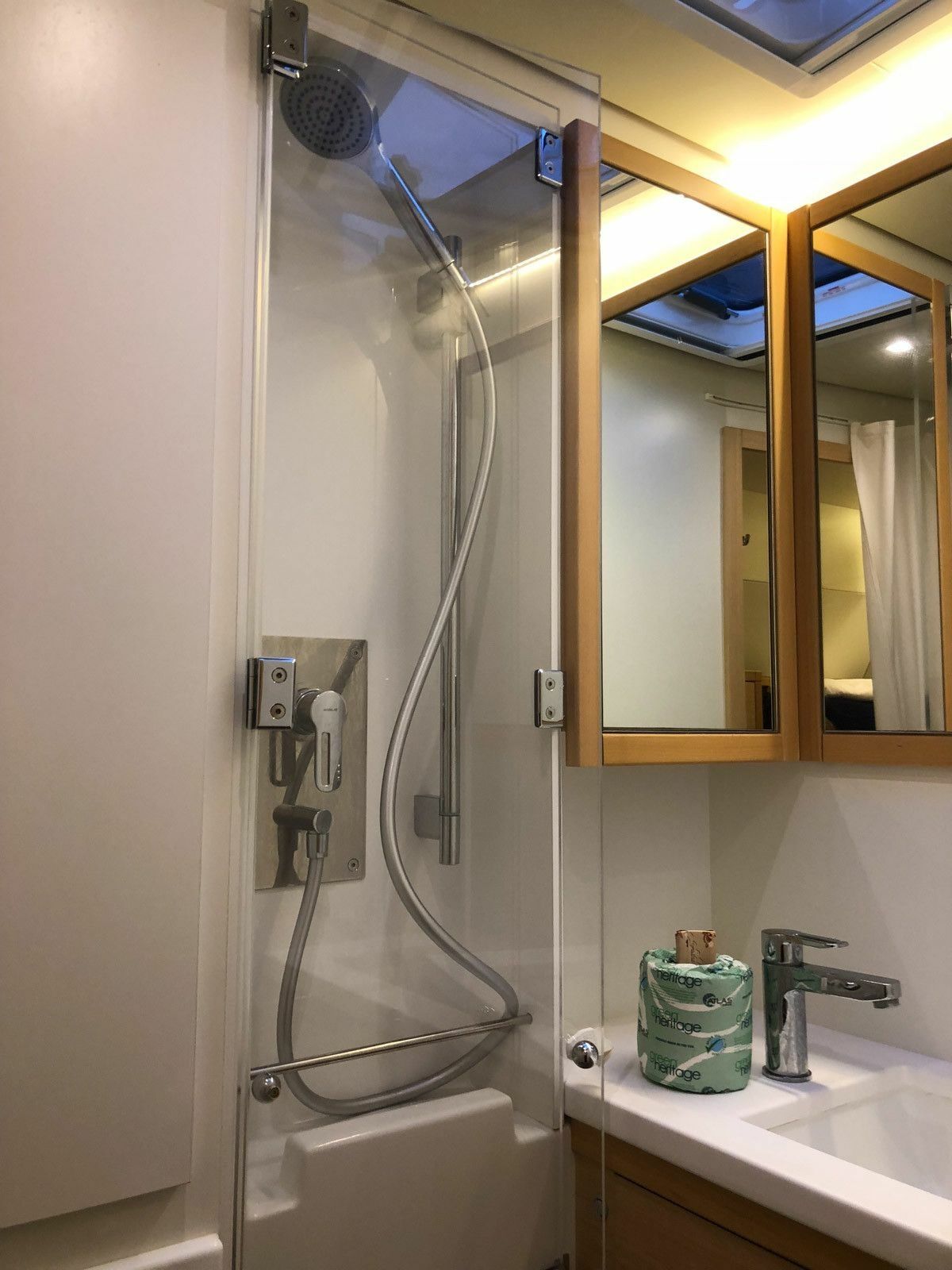 Lagoon 52 F | Watteau