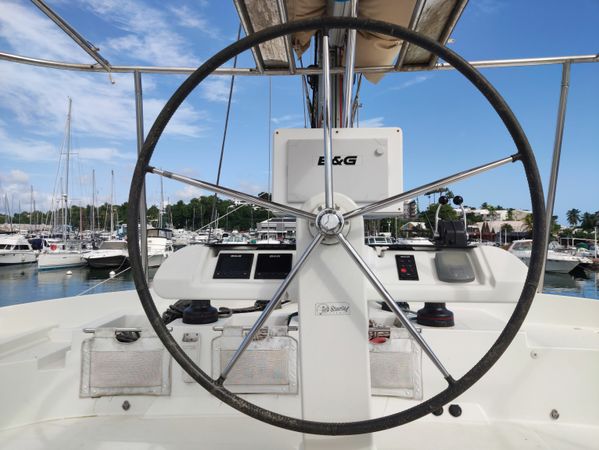 Lagoon 52 F | Watteau