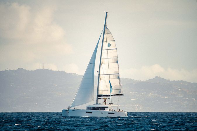 Lagoon 52 F | Akana
