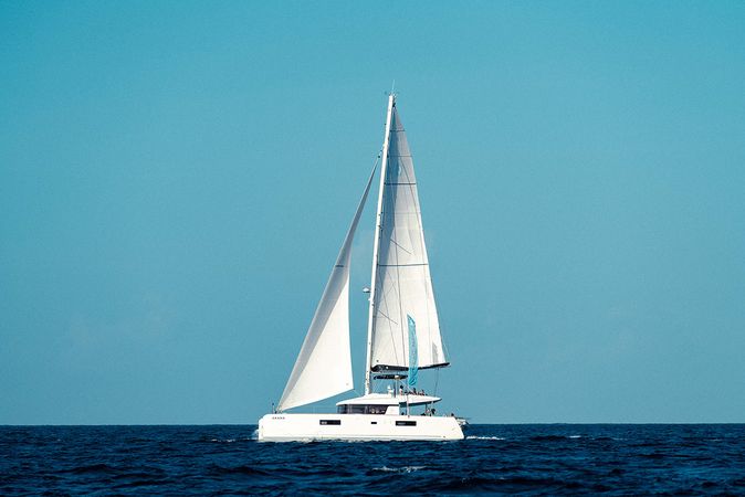 Lagoon 52 F | Akana