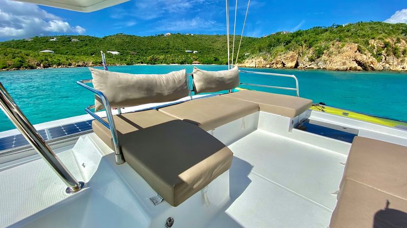 Fountaine Pajot Saona 47 | Black Tortuga