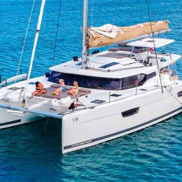 Fountaine Pajot Saona 47 | Black Tortuga