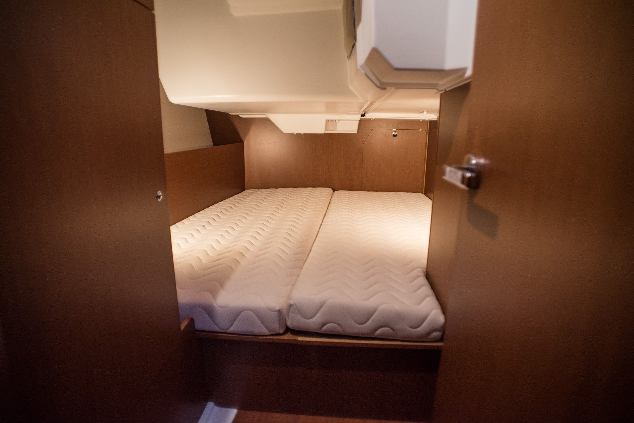 Beneteau Oceanis 38 | Sirina